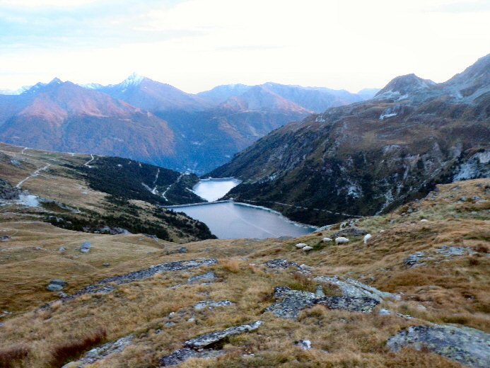 Arete du Soleil (57).jpg - Les barrages en vue